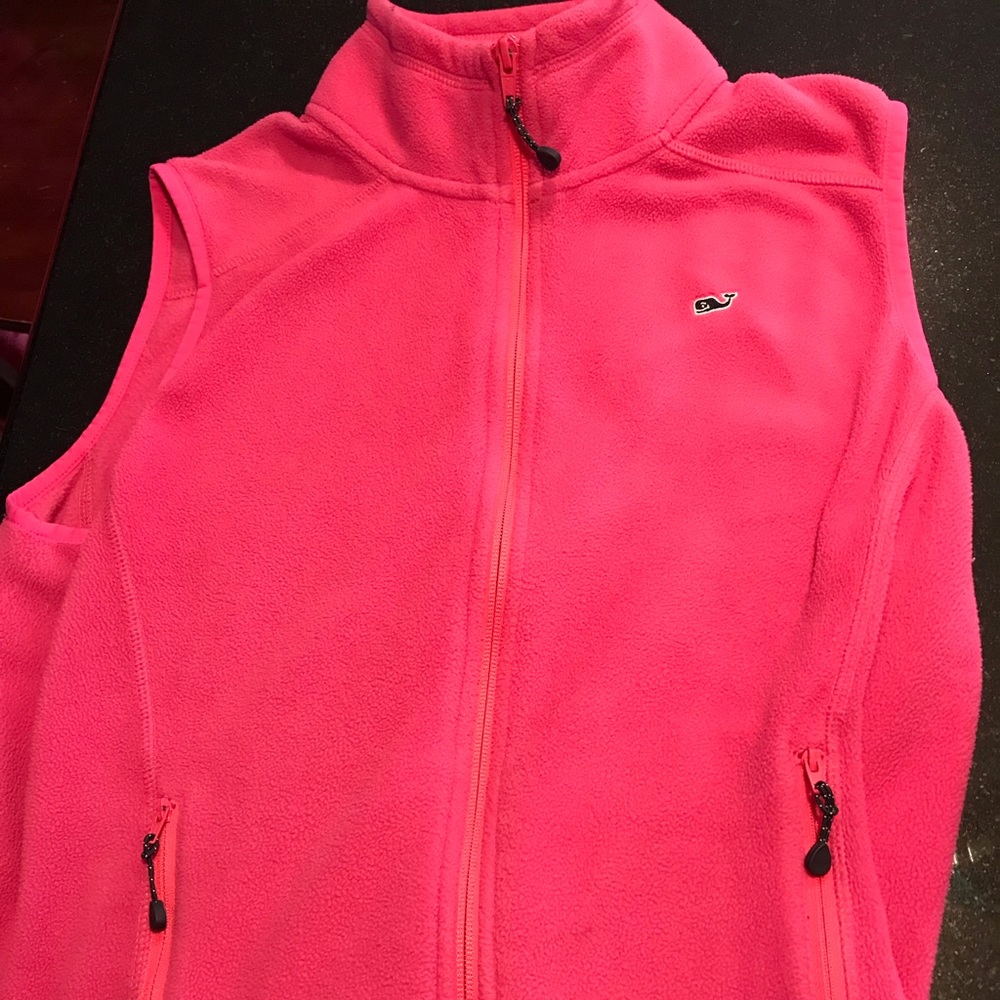 Vineyard vines pink vest